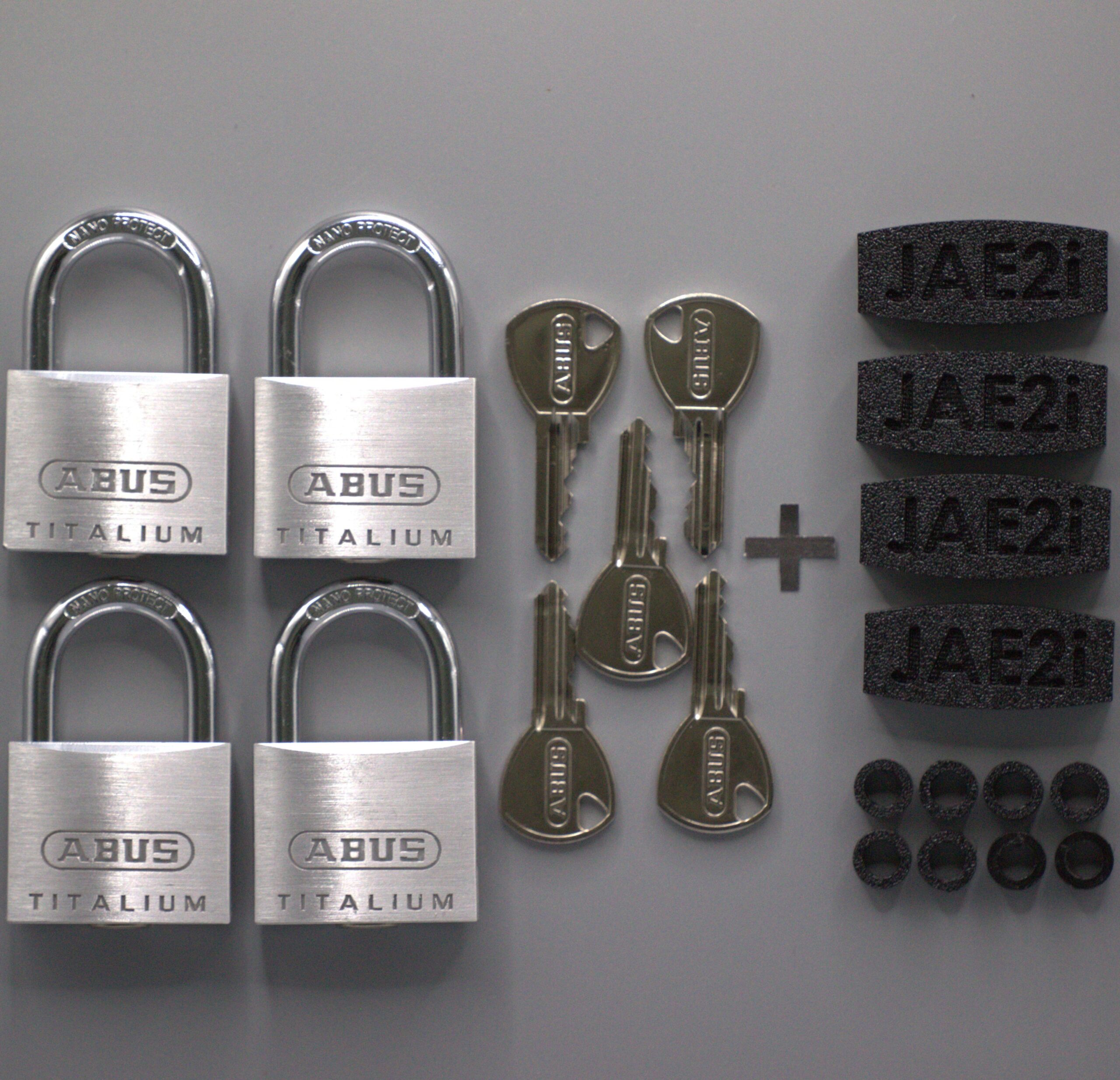 4 cadenas abus 64TI/40 avec  4 kits protection